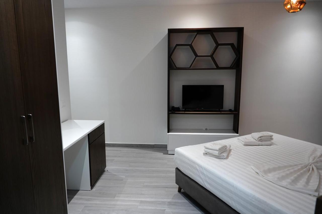 The Honeycomb Boutique Hotel Golem  Buitenkant foto