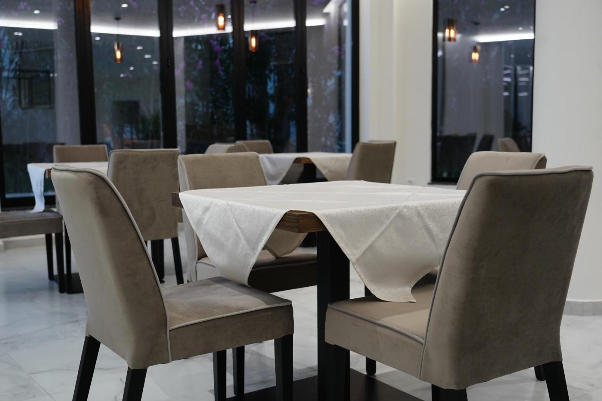 The Honeycomb Boutique Hotel Golem  Buitenkant foto