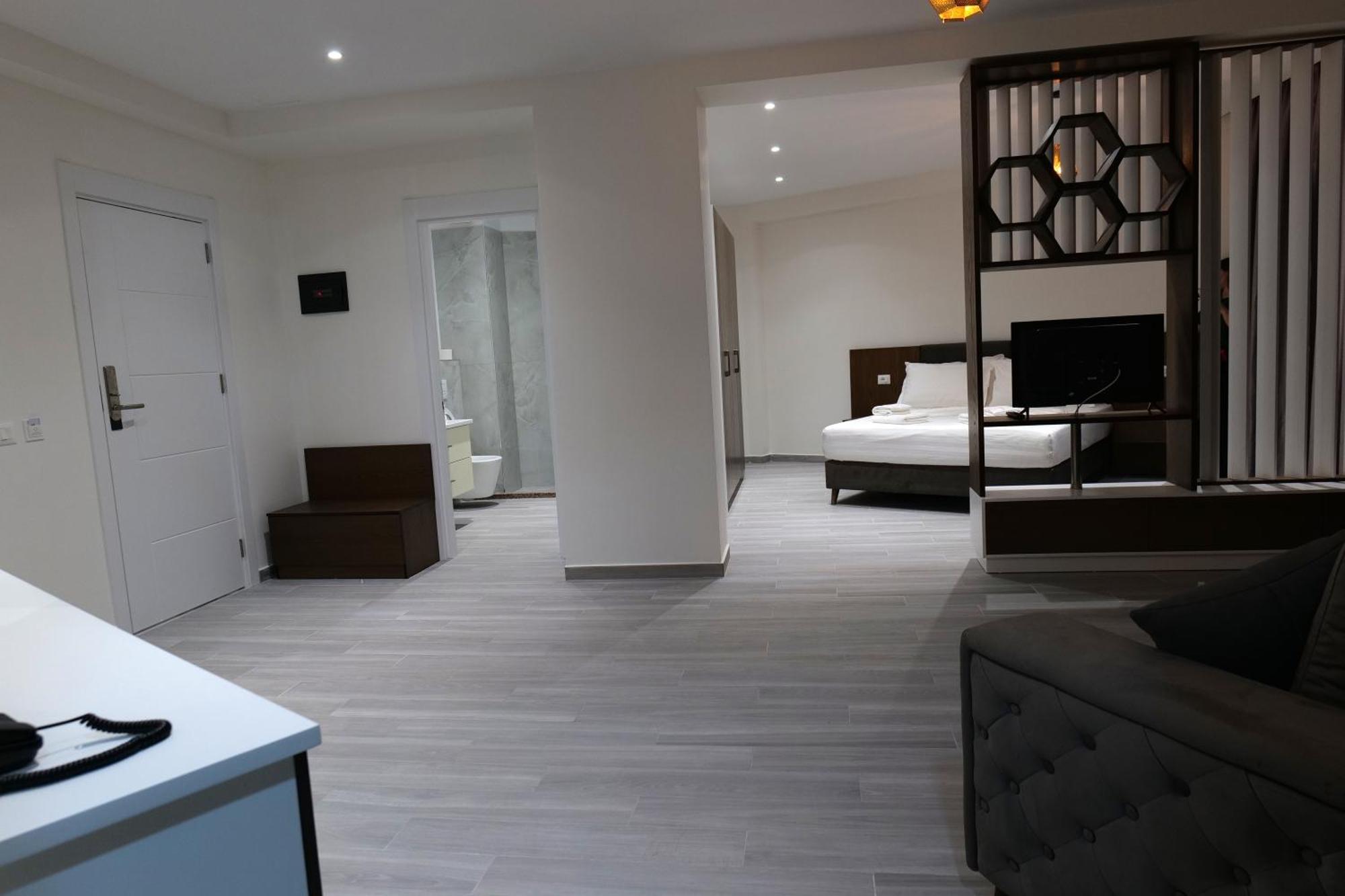 The Honeycomb Boutique Hotel Golem  Buitenkant foto