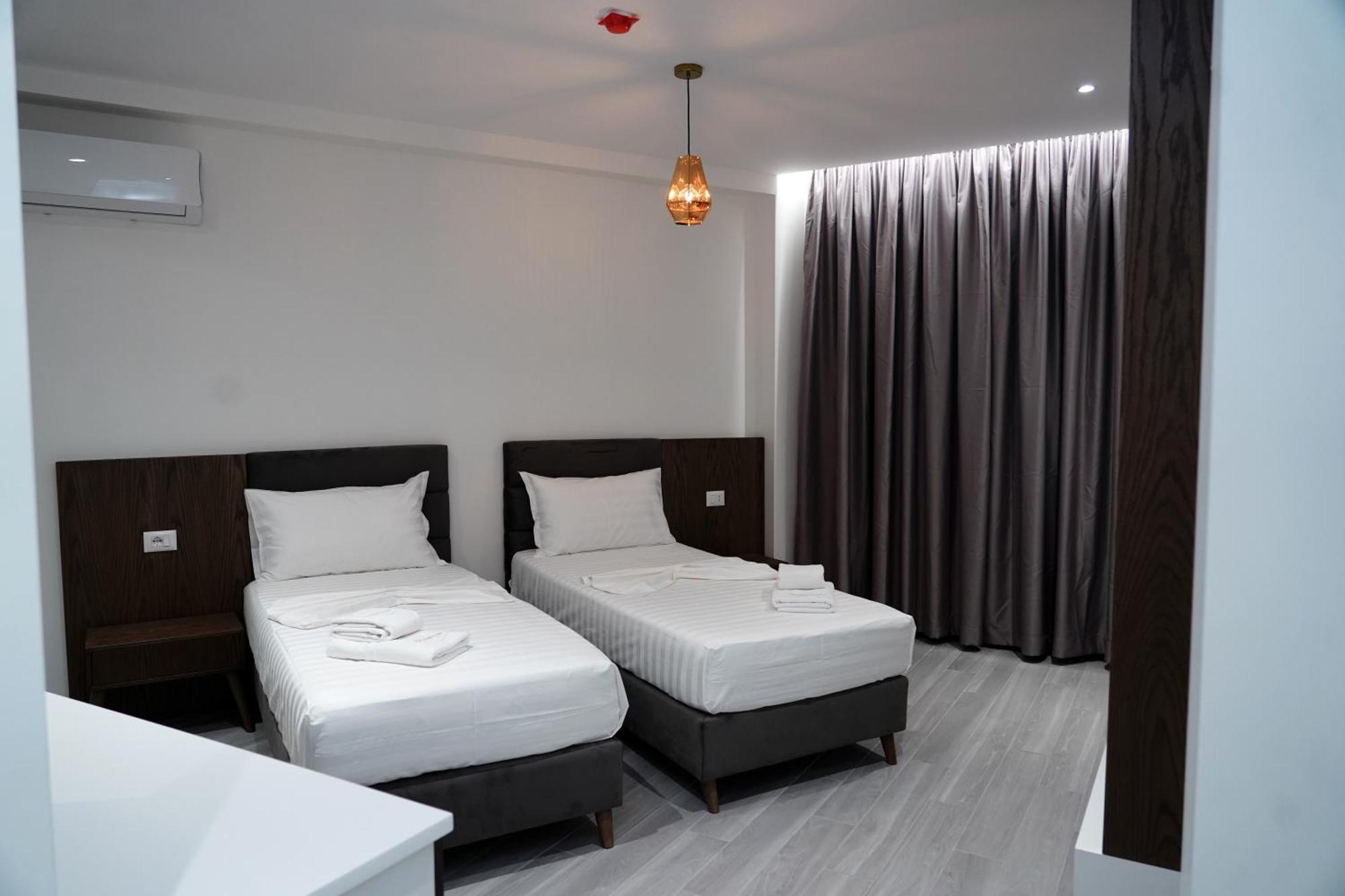 The Honeycomb Boutique Hotel Golem  Buitenkant foto