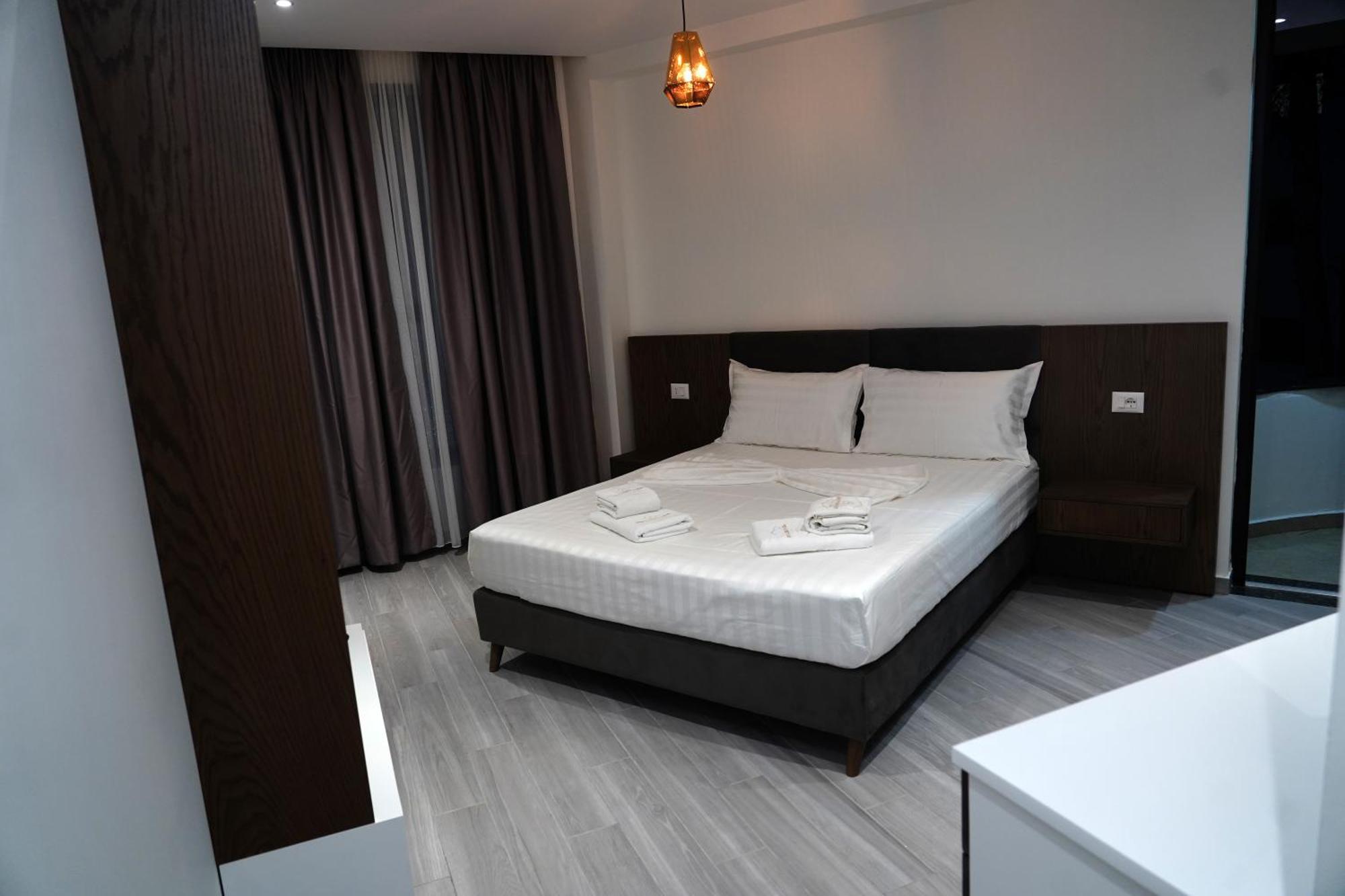 The Honeycomb Boutique Hotel Golem  Buitenkant foto