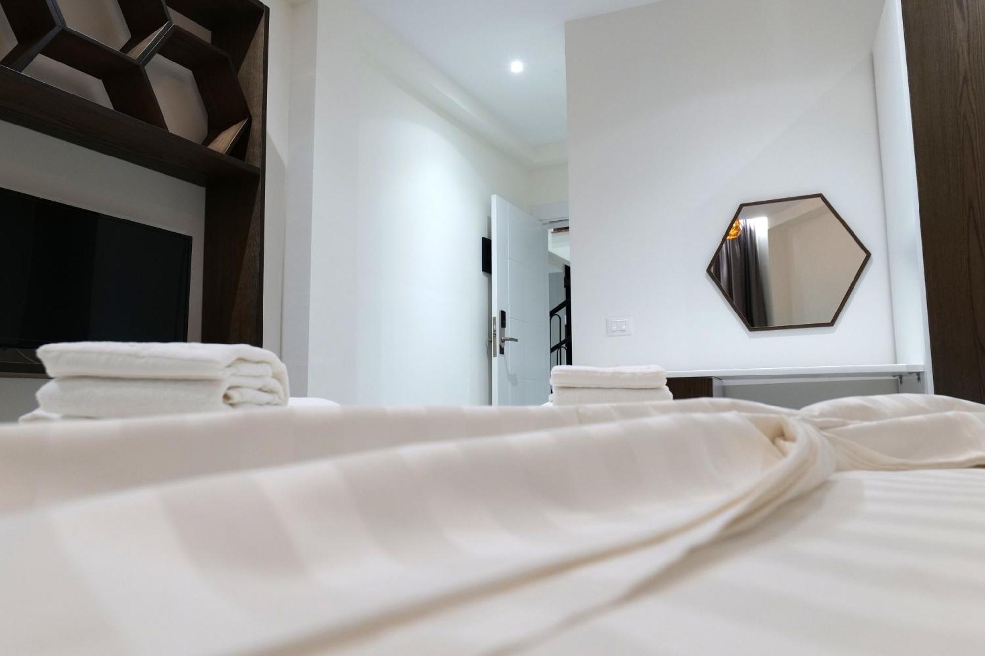 The Honeycomb Boutique Hotel Golem  Buitenkant foto
