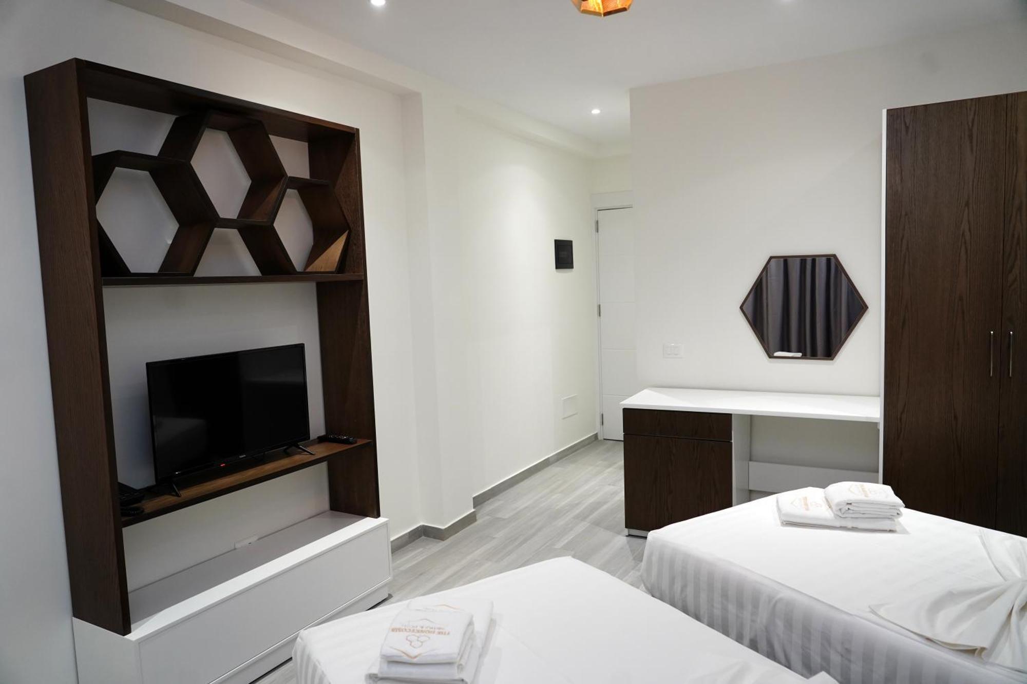 The Honeycomb Boutique Hotel Golem  Buitenkant foto