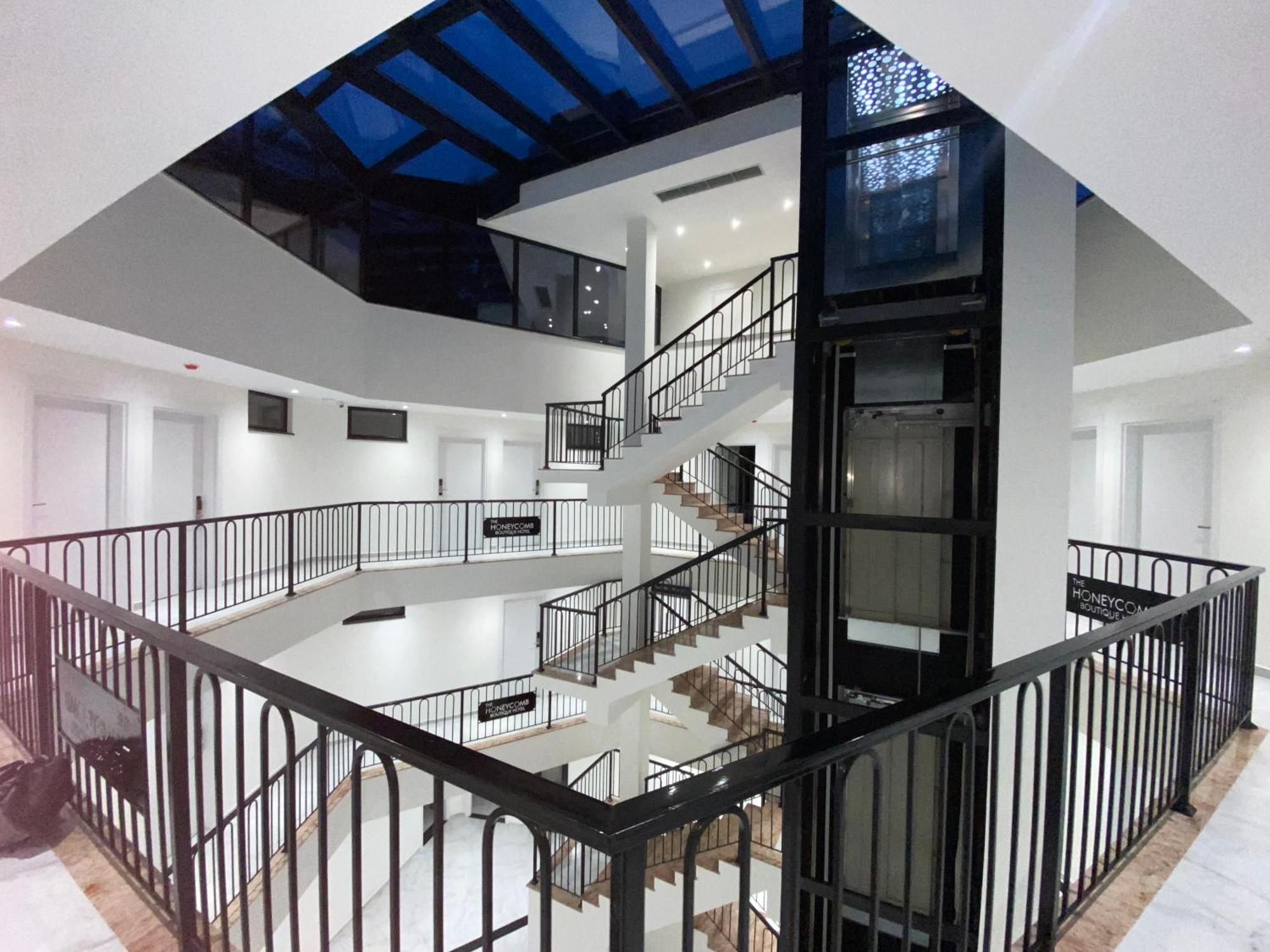 The Honeycomb Boutique Hotel Golem  Buitenkant foto